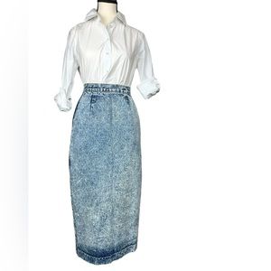 Beautiful Just Christina Jean midi pencil skirt size medium